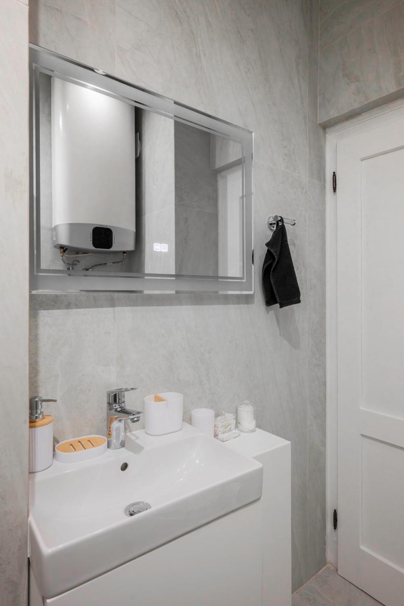 Urban Charm & Comfort - Chic 2Bd In Prime Location By Flat Mаnager Sofia Exterior foto