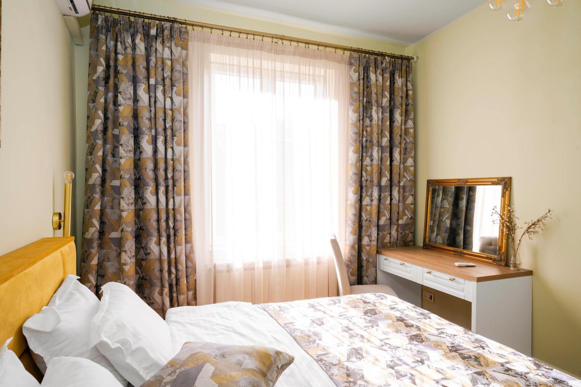 Urban Charm & Comfort - Chic 2Bd In Prime Location By Flat Mаnager Sofia Exterior foto